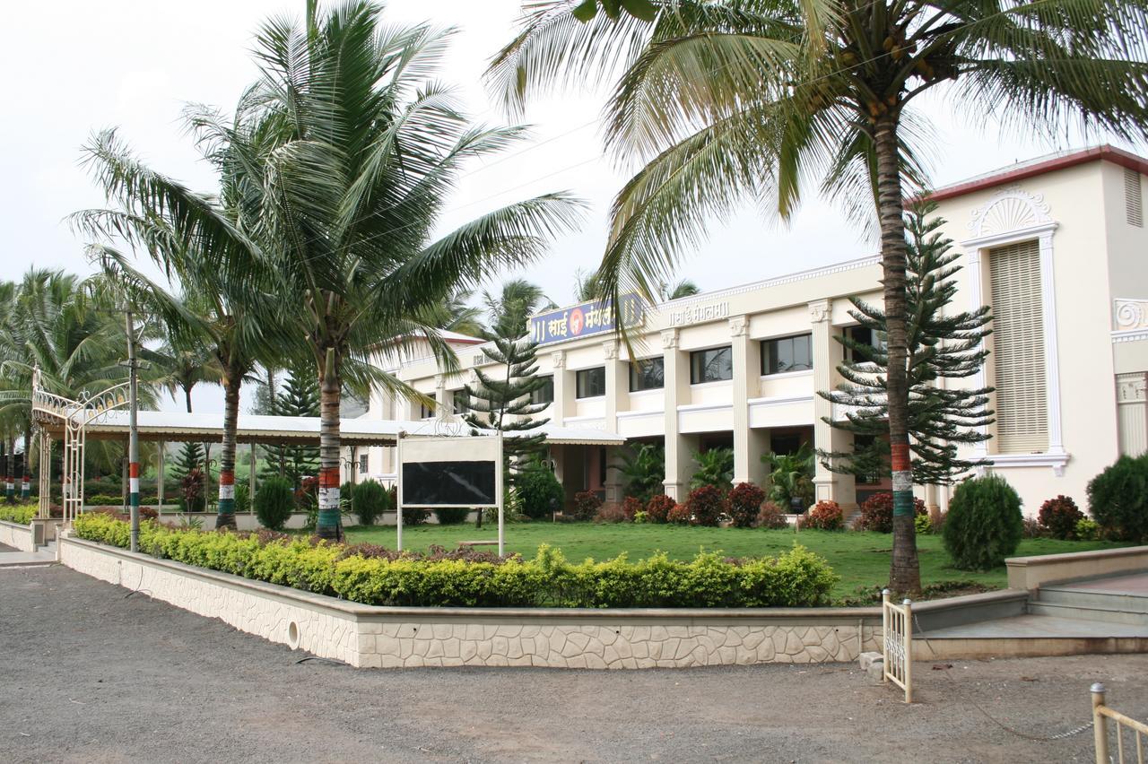 Hotel Sai International Peth  外观 照片